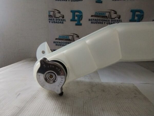 Tanque de refrigerante Automann 575.1012