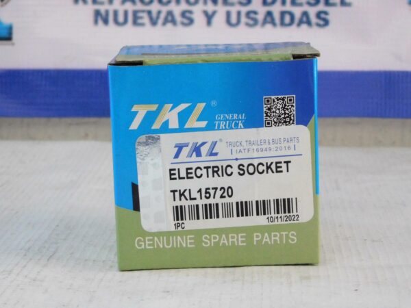 Enchufe eléctrico TKLTKL15720-3