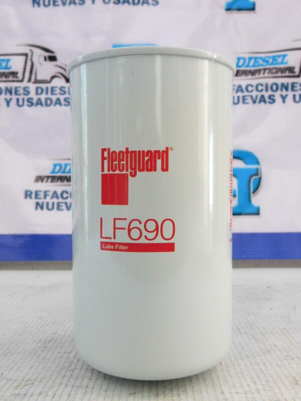 Filtro de aceite FleetguardLF690-2