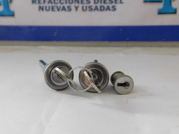 Juego de cilindros KW T800 espiga larga Cub RAD224420900