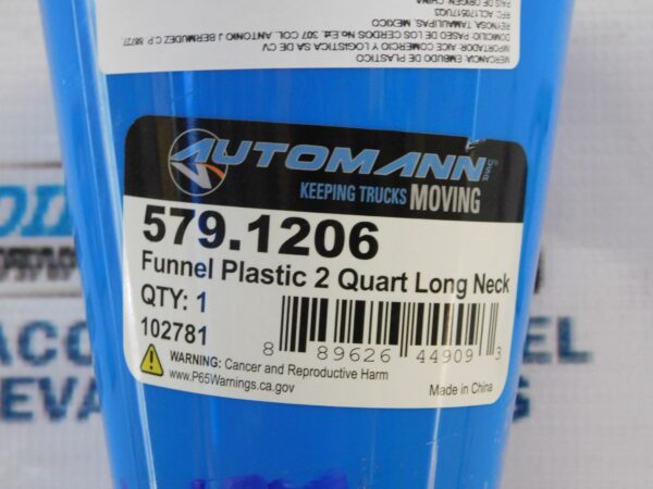 Embudo de plástico 2L con pico largo Automann 579.1206