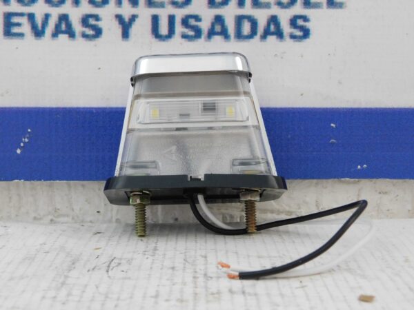 Luz de placa con cuerpo cromado, 2 pernos y diodo Automann 571.LD161L2-4