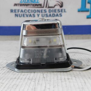 Luz de placa con cuerpo cromado de superficie y 2 diodos Automann 571.LD161L2-5