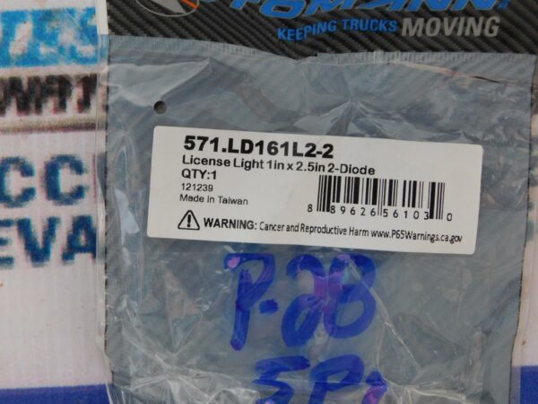 Luz de placa de 1 x 2.5 pulgadas con 2 diodos LED Automann 571.LD161L2-3