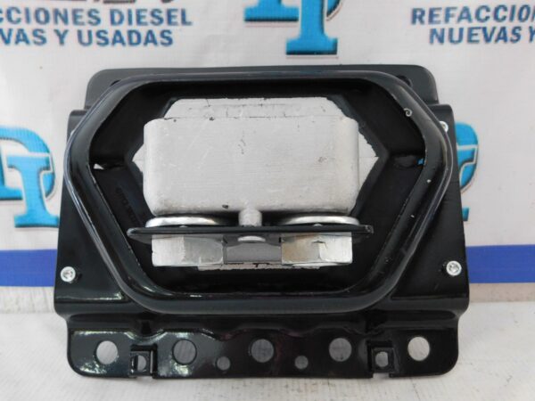 Soporte motor trasero Volvo 430 630 670 730 Knadian KS030 296
