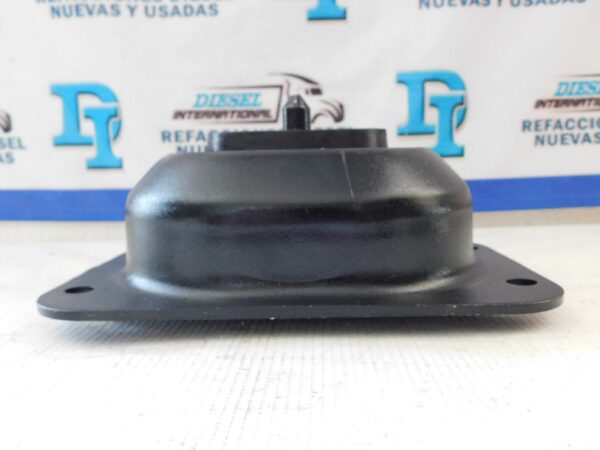 Soporte motor trasero Volvo Knadian KS030-286