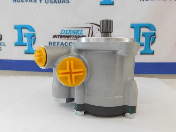 Bomba de dirección hidráulica Automann 465.TRW.38