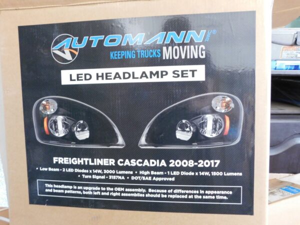 Faros principales LED Cascadia Automann 564.46029BM