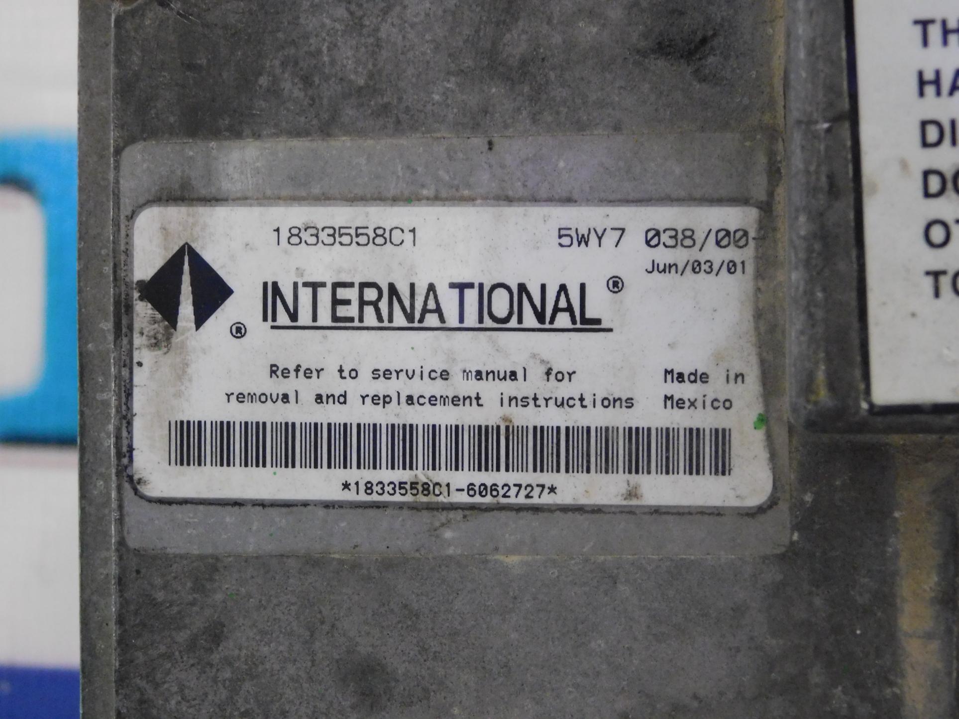 Computadora International 444 V8 7.3 1833558C1 - Image 2