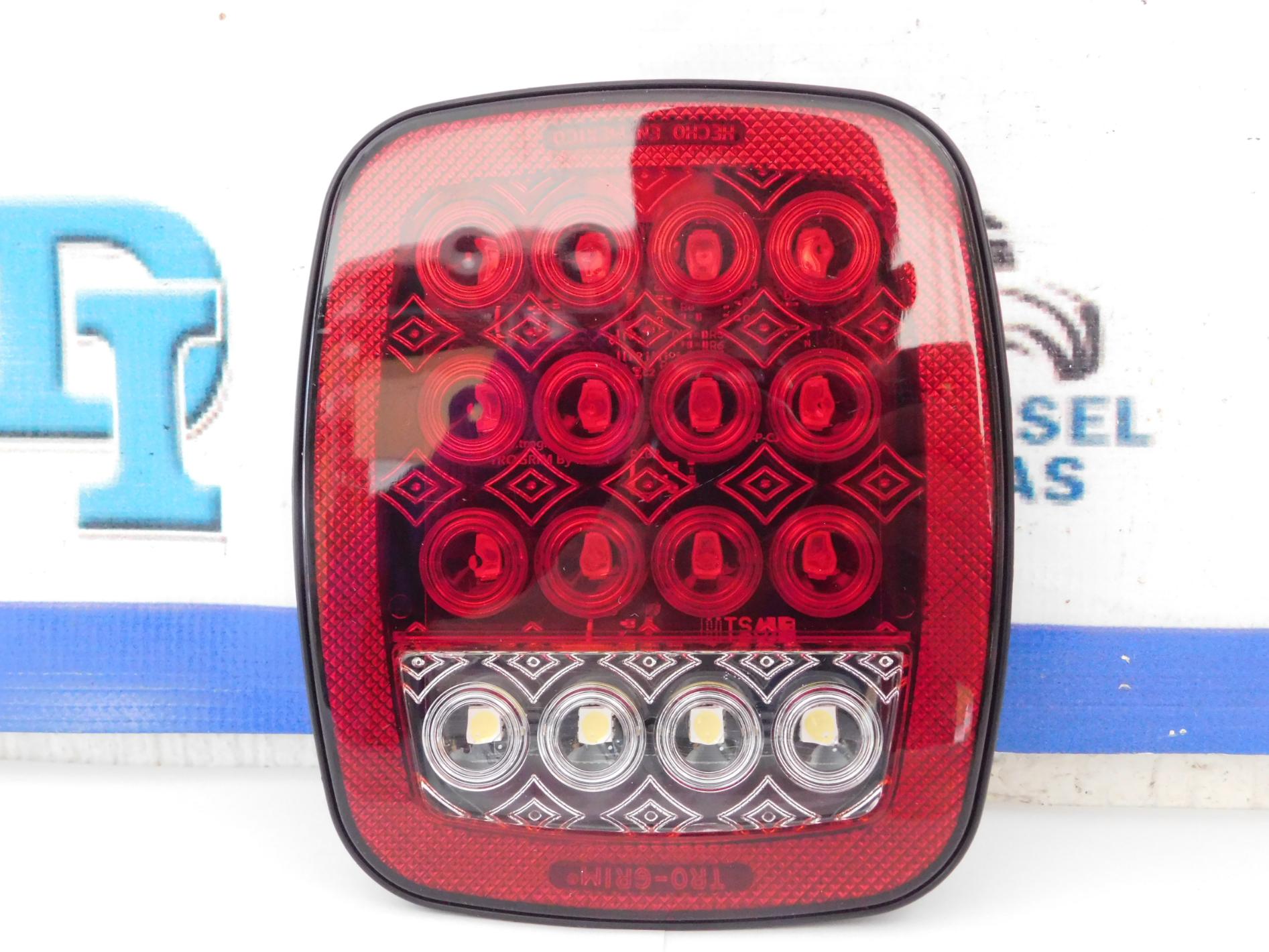 Calavera trasero tipo Jeep 16 LED TRO GRIM PL-CJ-02