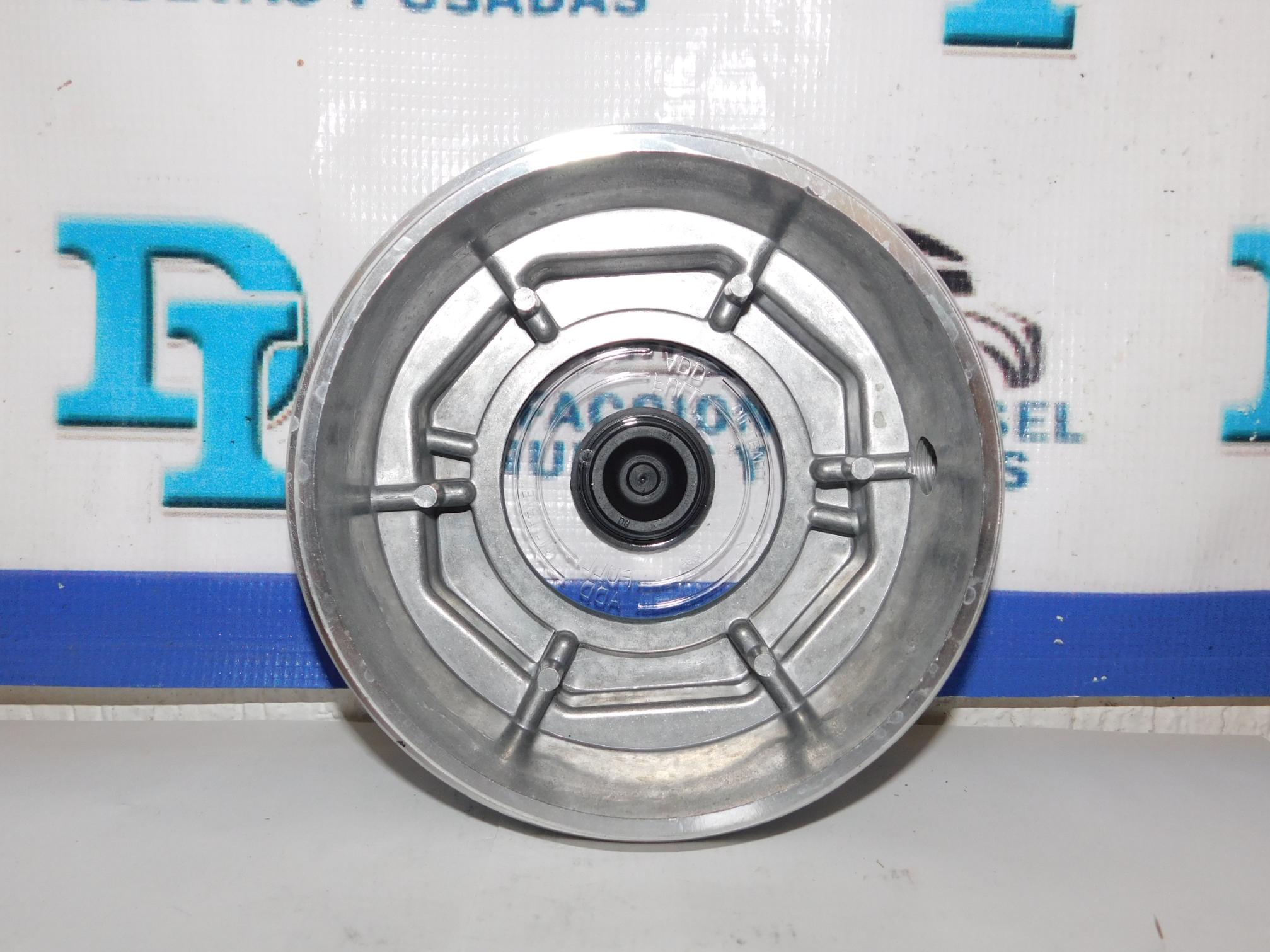 Tapa rueda plástica de rosca eje trasero TKL 84075