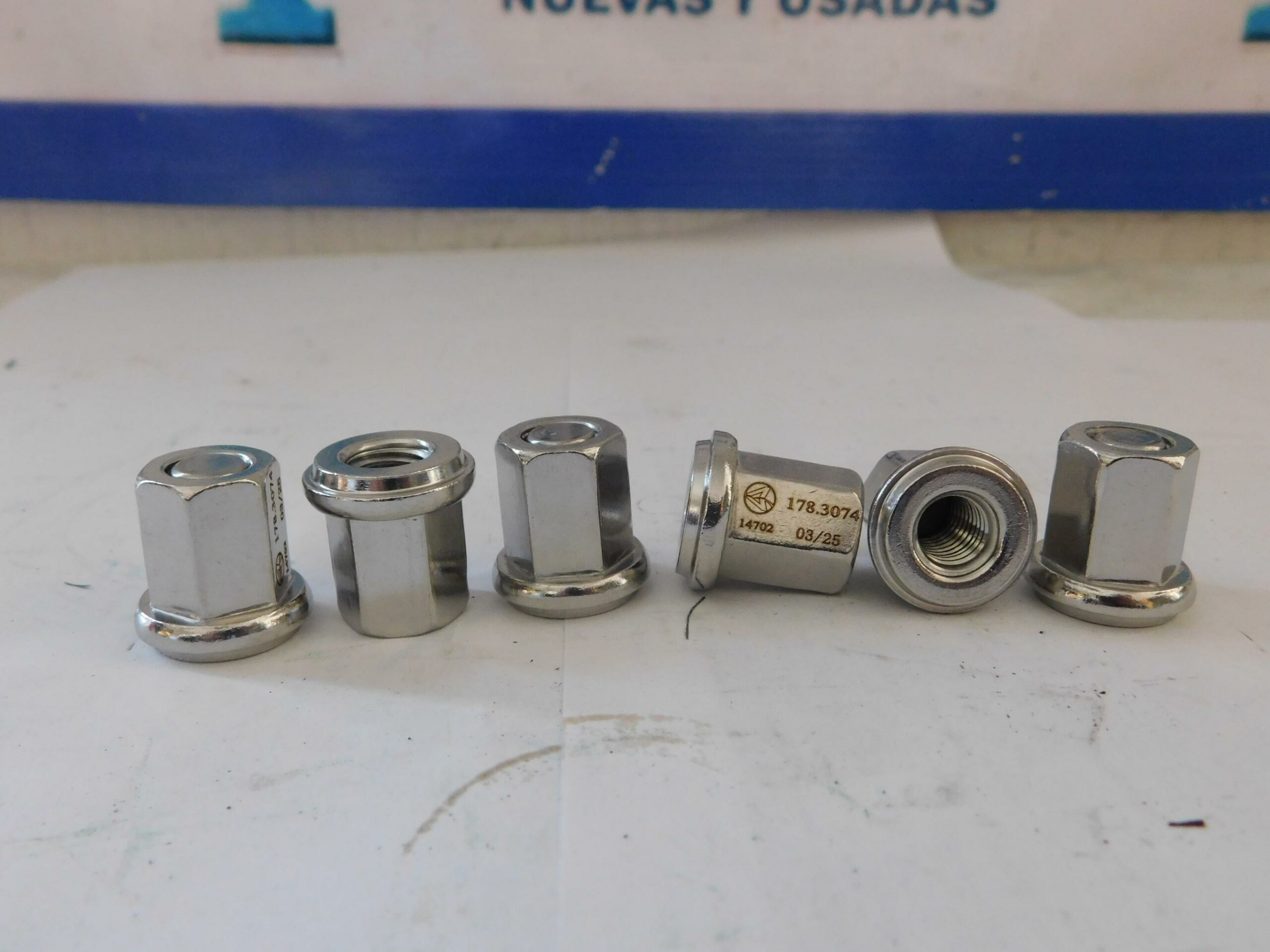 Tuerca bateria de tornillo Automann 178.3074-6PK