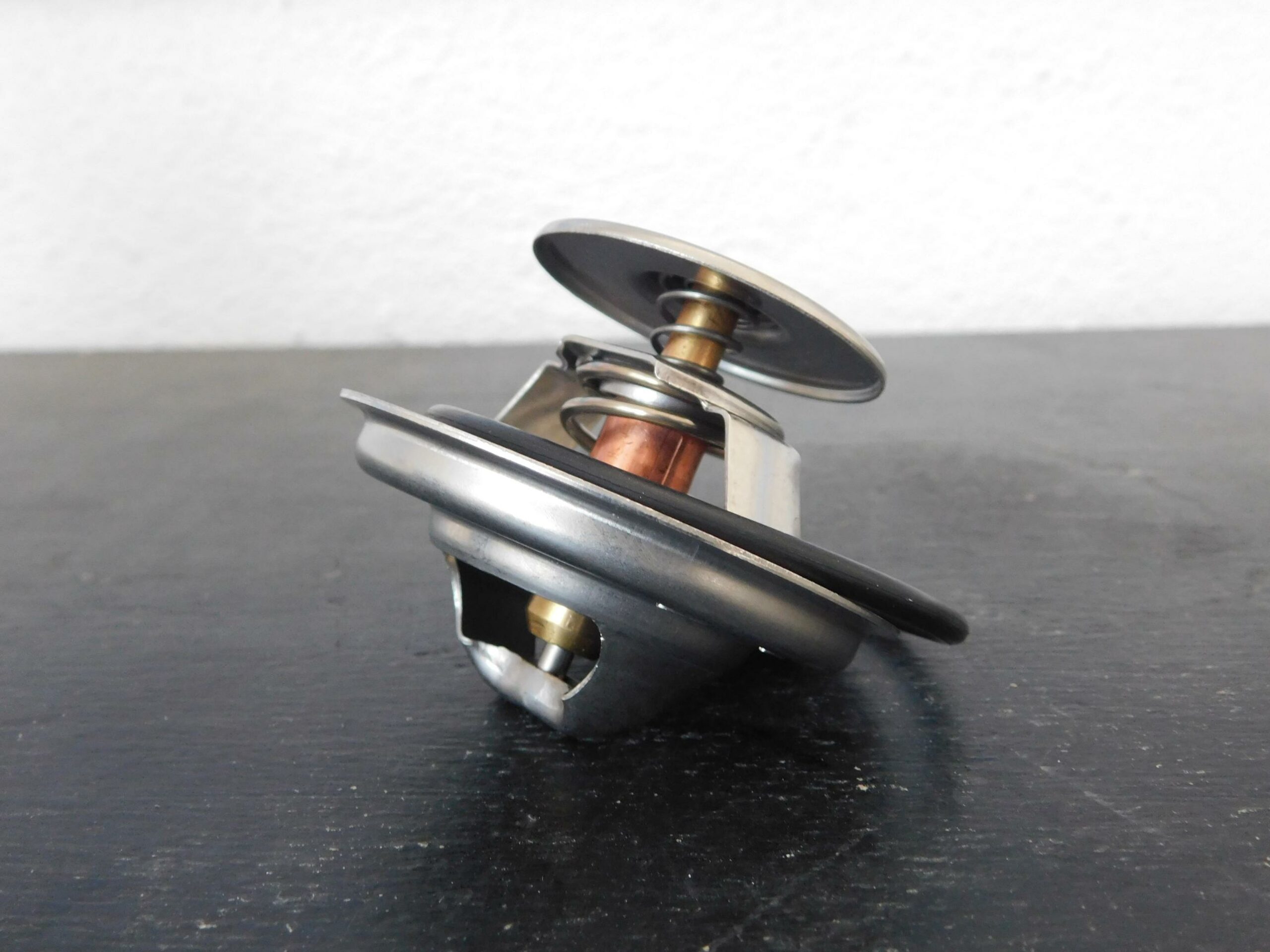 Termostato Mercedes Benz 83° 924 926 SAMPA 206.382