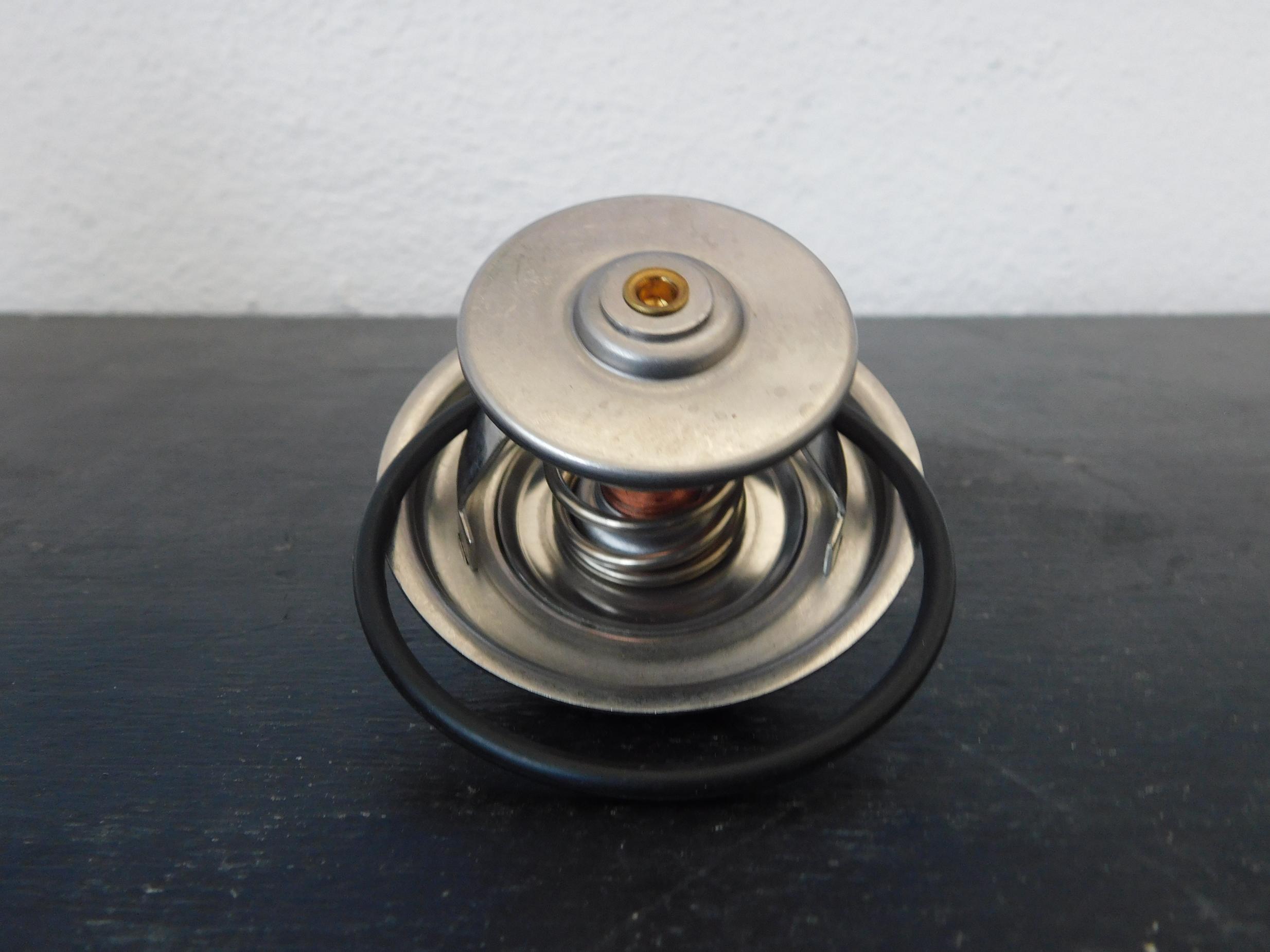 Termostato Mercedes Benz 83° 924 926 SAMPA 206.382